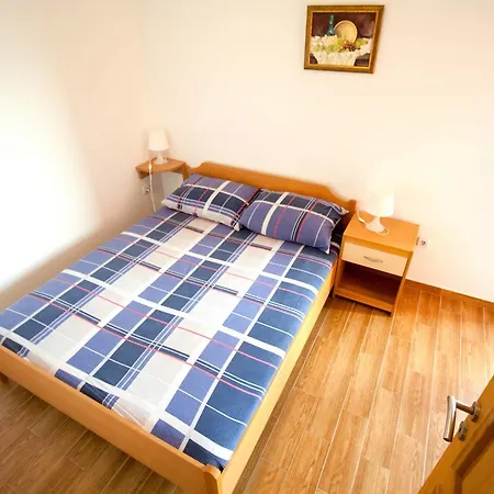 Haus Knezovic 516s Apartamento *